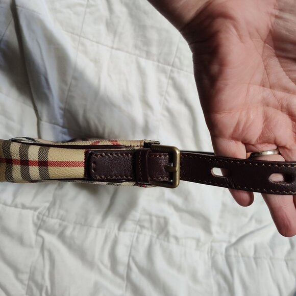 Burberry Nova Check Pochette - Picture 6 of 7